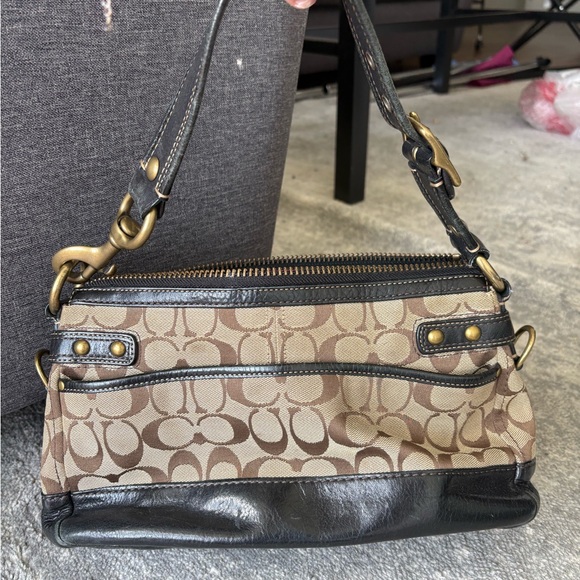 Vintage Coach Signature Brown and Black Shoulder Bag - Picture 2 of 4